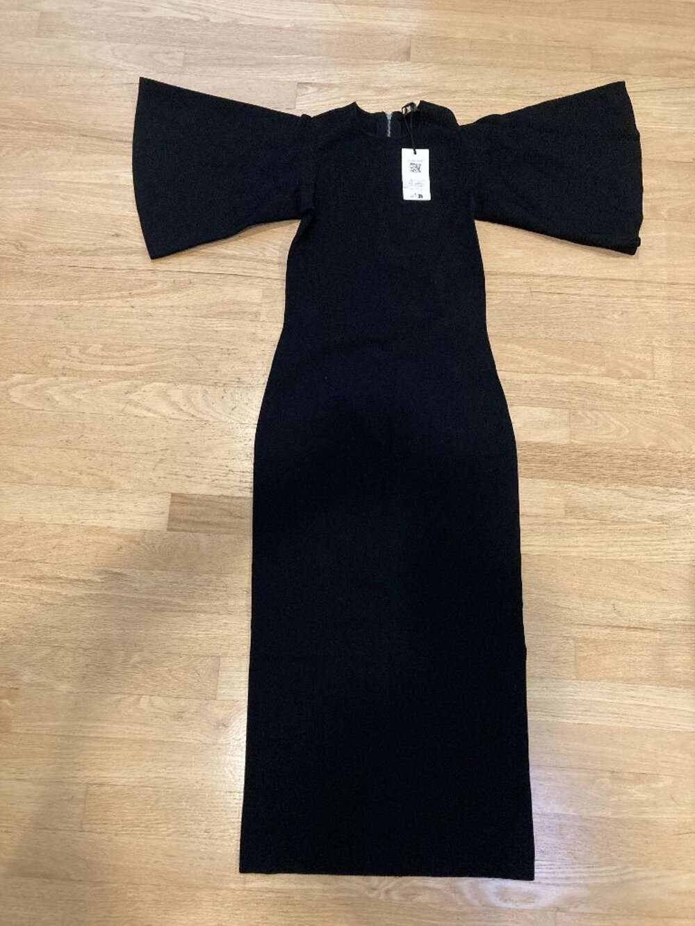 Ted Baker (London) Fluted Sleeve Knitted Body-con MIDI Dress in Black, Size 2